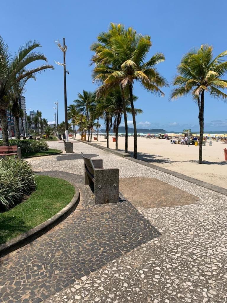 Apartamento Frente Ao Mar Com Varanda E Piscina Praia Grande  Exterior foto